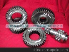 日立EX300挖掘機(jī)斜齒 價(jià)格、廠家與選購(gòu)指南，及公牛動(dòng)力配件行介紹